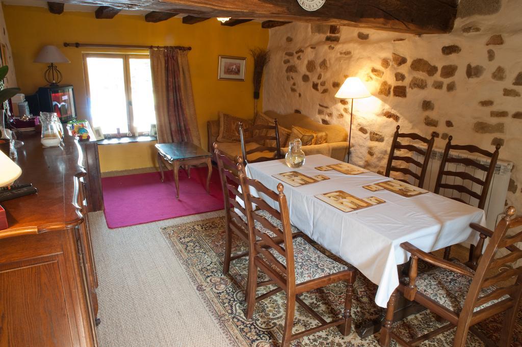 L'Ancien Presbytere Chambres D'Hote Ou Gite Le Dorat Екстериор снимка